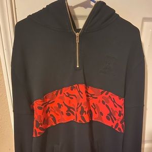 Hidden Hype Black Hoodie with golden hoodie zip up